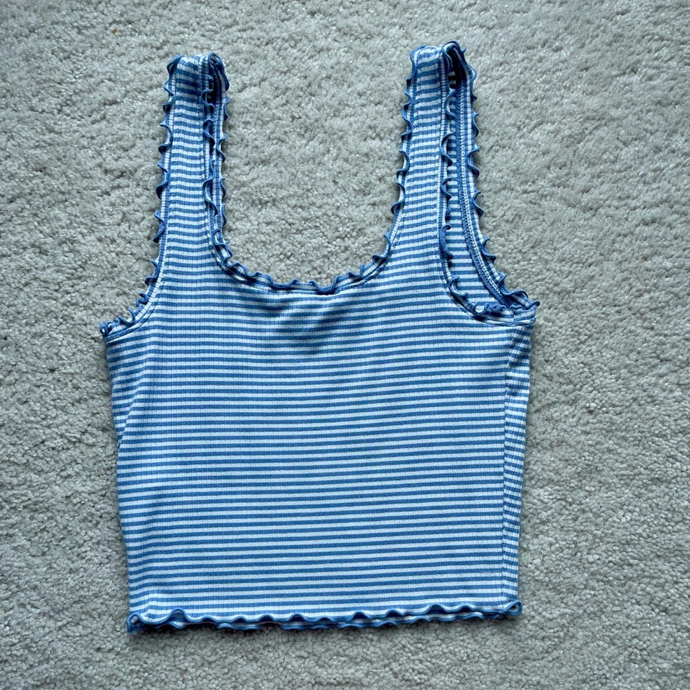 Forever 21 Spring Season Ruffled Cropped Tank in blue and white